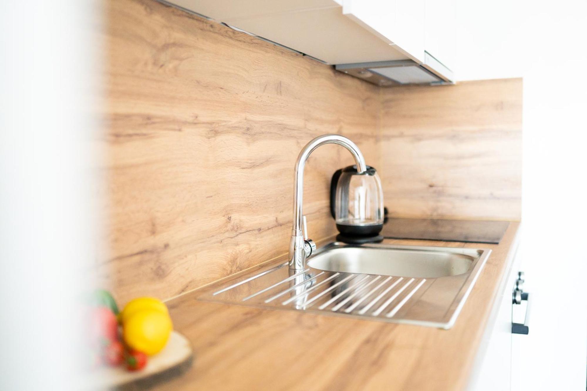 Stylish Modern With Terrace & Free Parking Appartement *